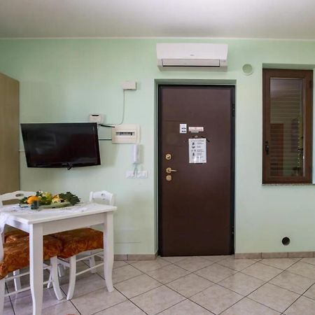 Appartamenti Anza Capo dʼOrlando Exterior foto